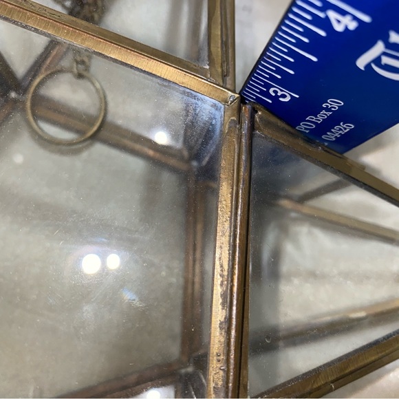 ✨SOLD.      🌿Home Decor Boutique Star Pendant Metal and Glass Lantern - Picture 4 of 4